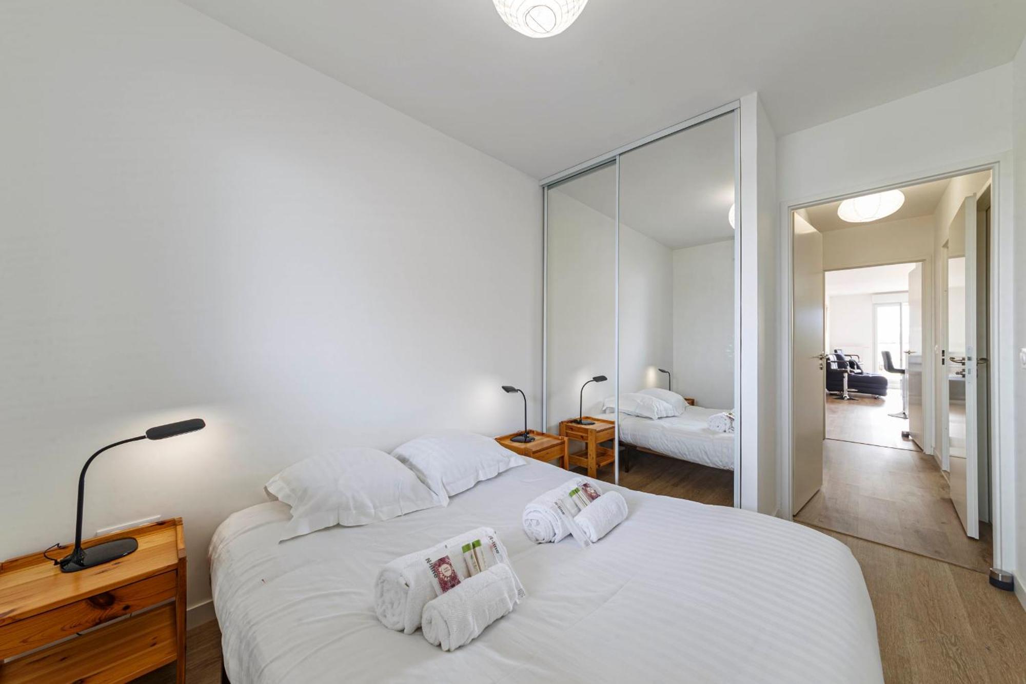 Bel appartement moderne avec jardin - terrasse Angers Extérieur photo