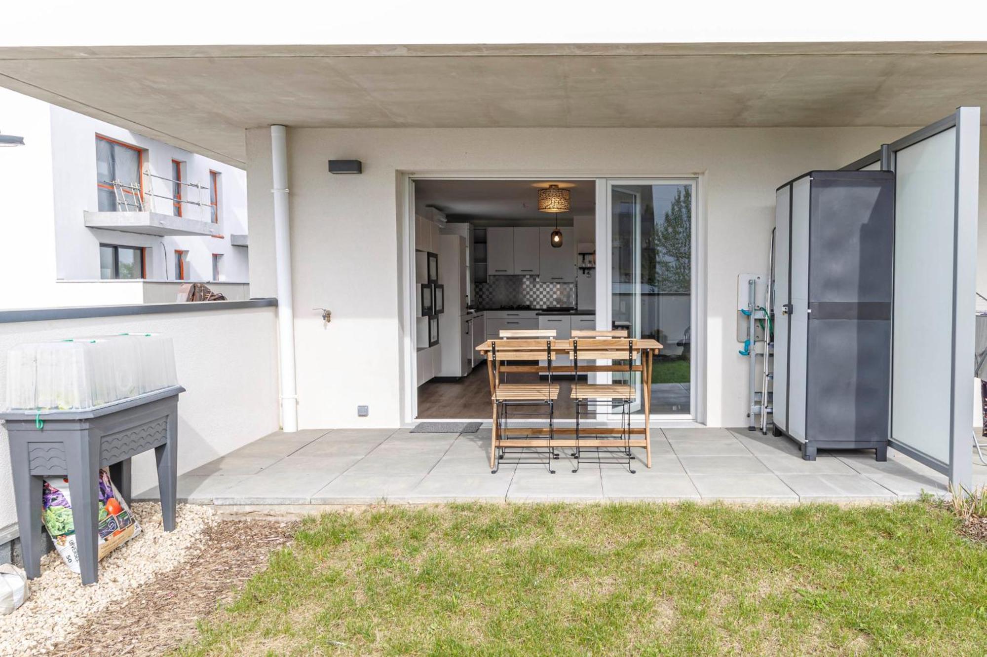 Bel appartement moderne avec jardin - terrasse Angers Extérieur photo