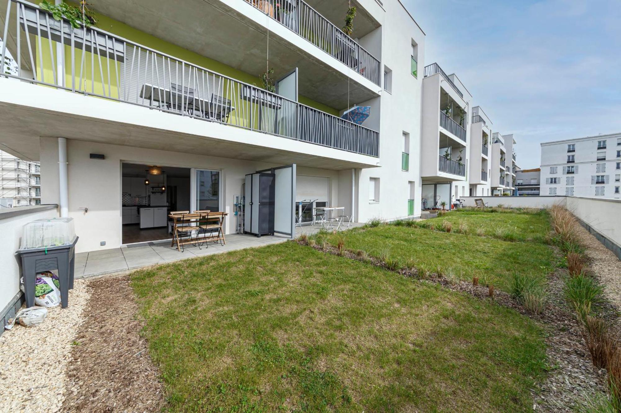Bel appartement moderne avec jardin - terrasse Angers Extérieur photo